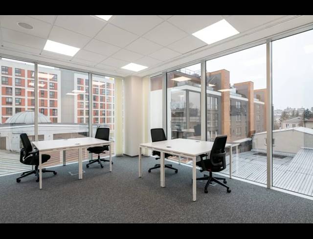 25M² OFFICE TO LET IN VORNA VALLEY